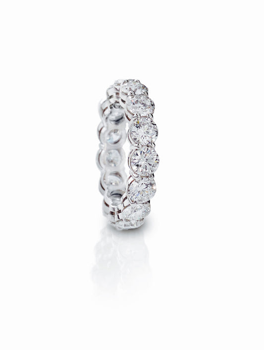 Brilliant-Cut Diamond Eternity Band