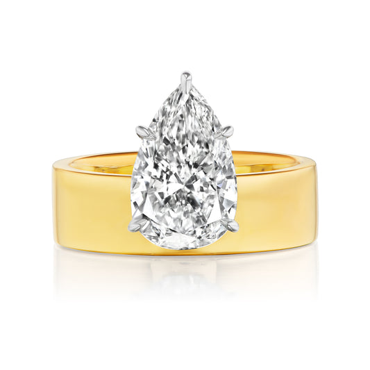 Pear-Shaped Diamond Ring