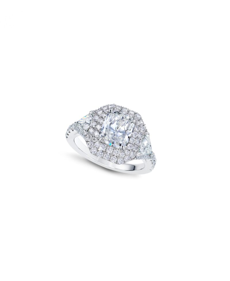 Radiant-Cut Diamond Engagement Ring