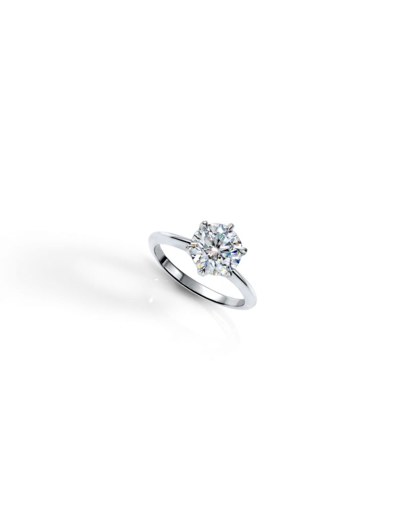 Knife-Edge Brilliant-Cut Diamond Solitaire